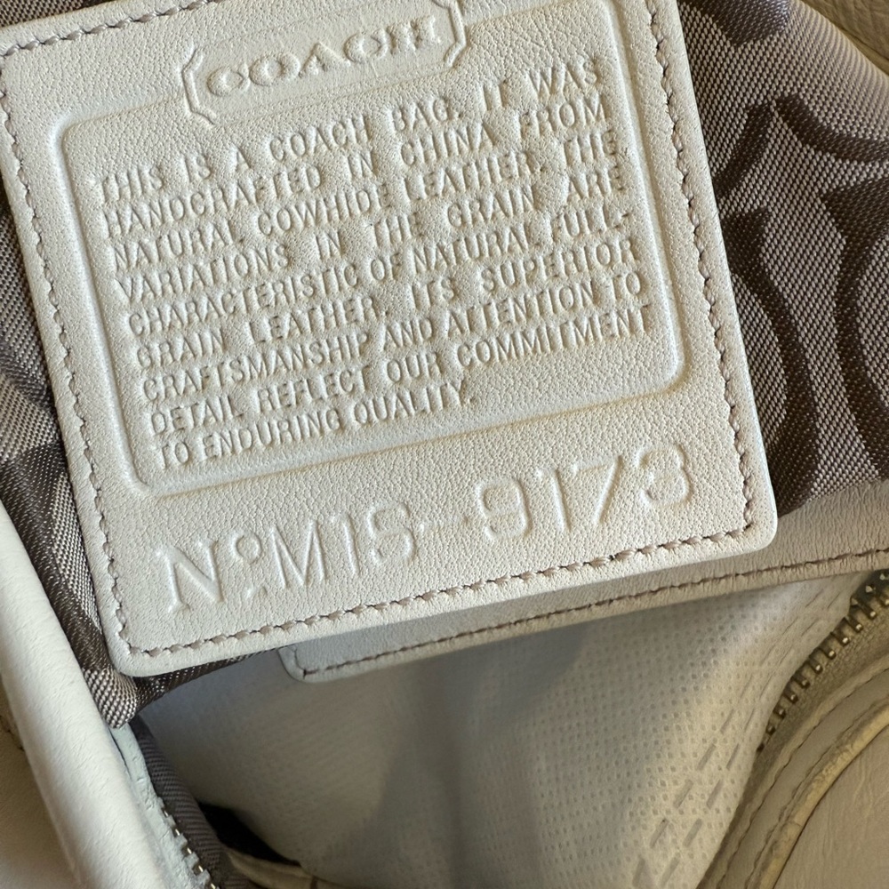 Coach Madison Leather Duffle Shoulder Bag 9173 🤎✨ - Picture 2 of 11